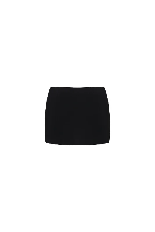 Daffodils Straight Basic Crepe Mini Skirt