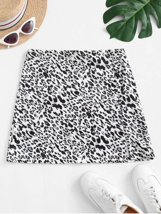 Slit Leopard Velvet Mini Skirt
